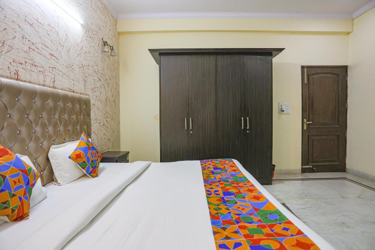 Hotel Fabexpress Hm Palace Noida Zewnętrze zdjęcie