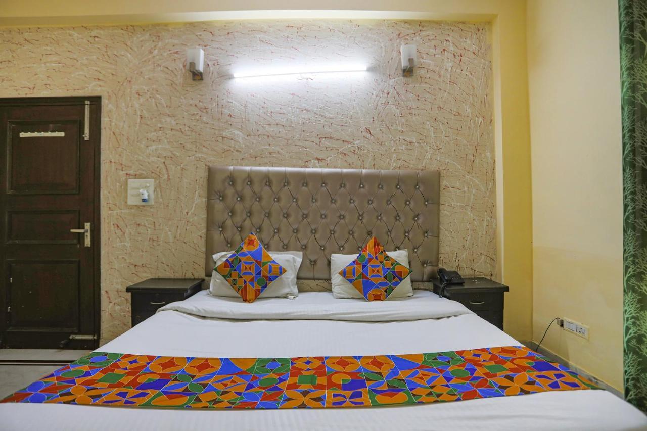 Hotel Fabexpress Hm Palace Noida Zewnętrze zdjęcie